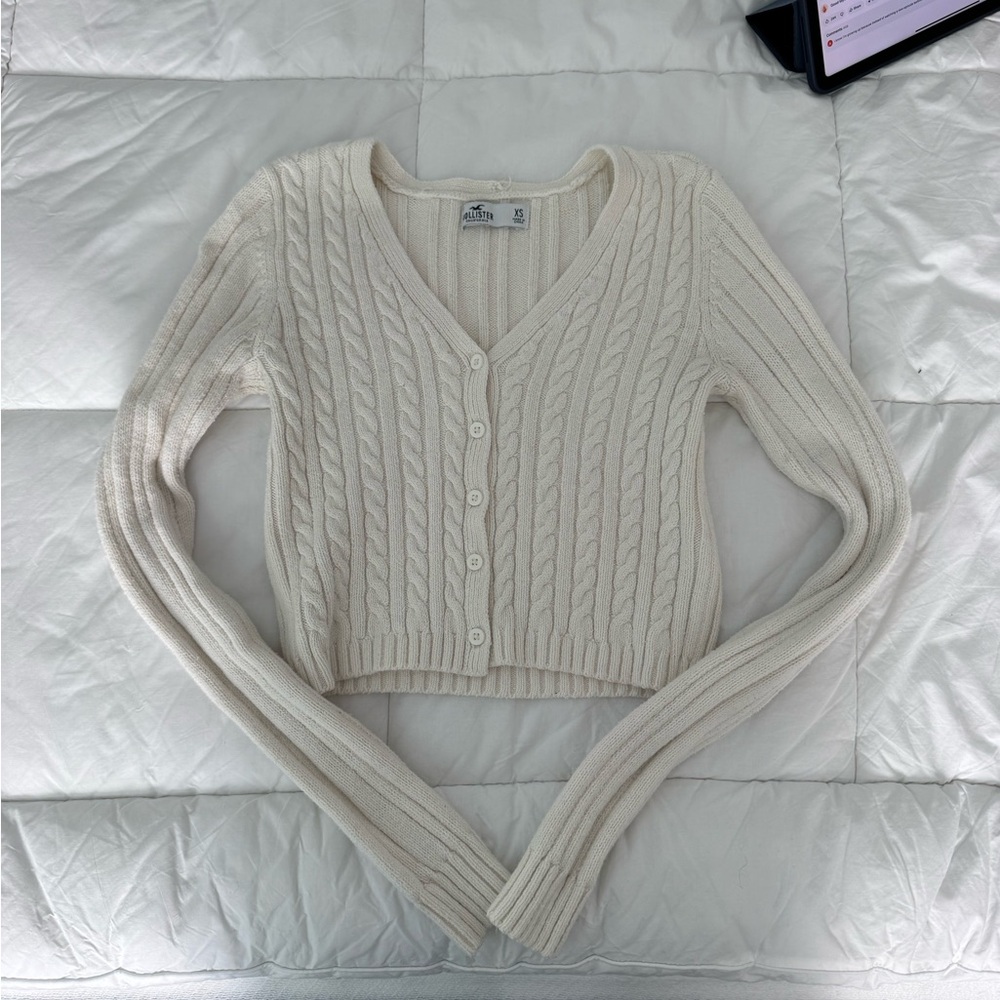 Hollister Cream Cable Knit Cardigan